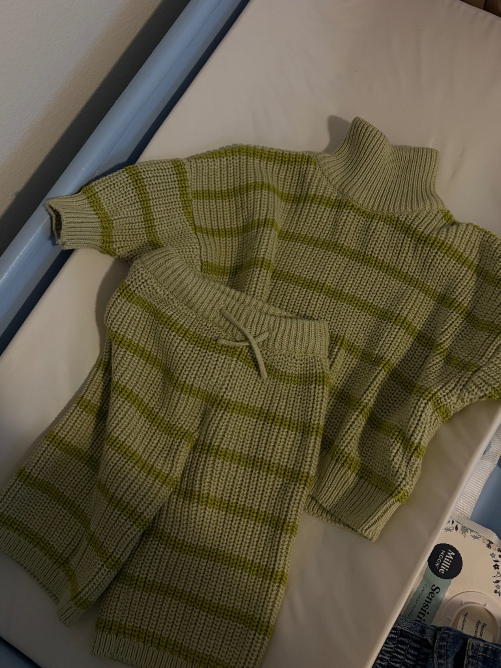 winnie and crew baby sweater set